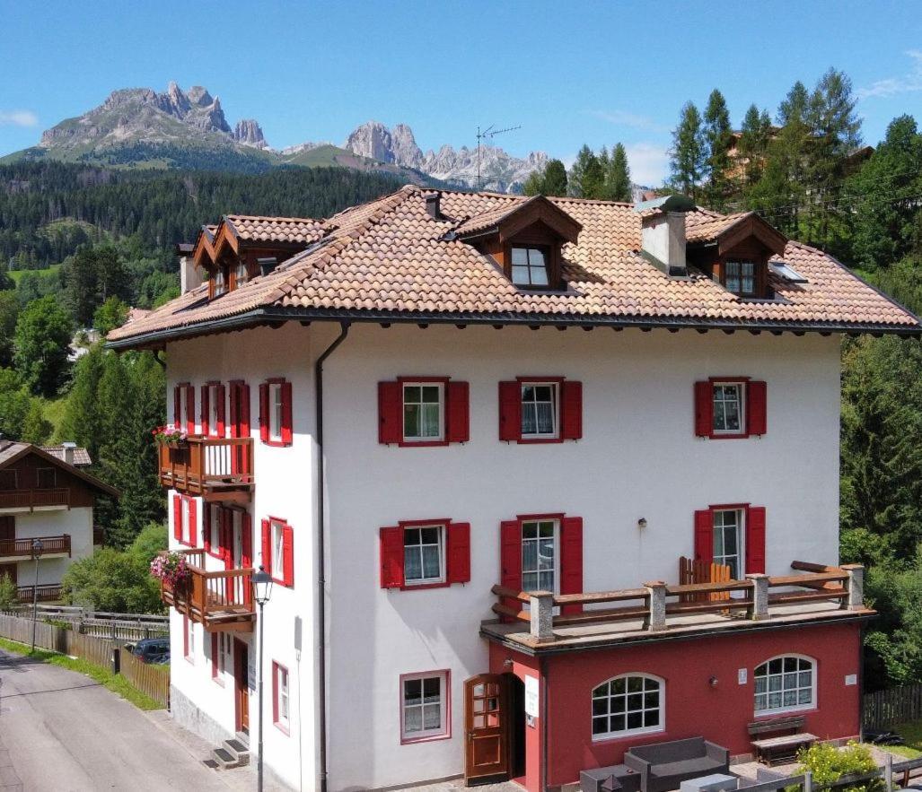 Dolomites Hotel La Meridiana Моэна Экстерьер фото